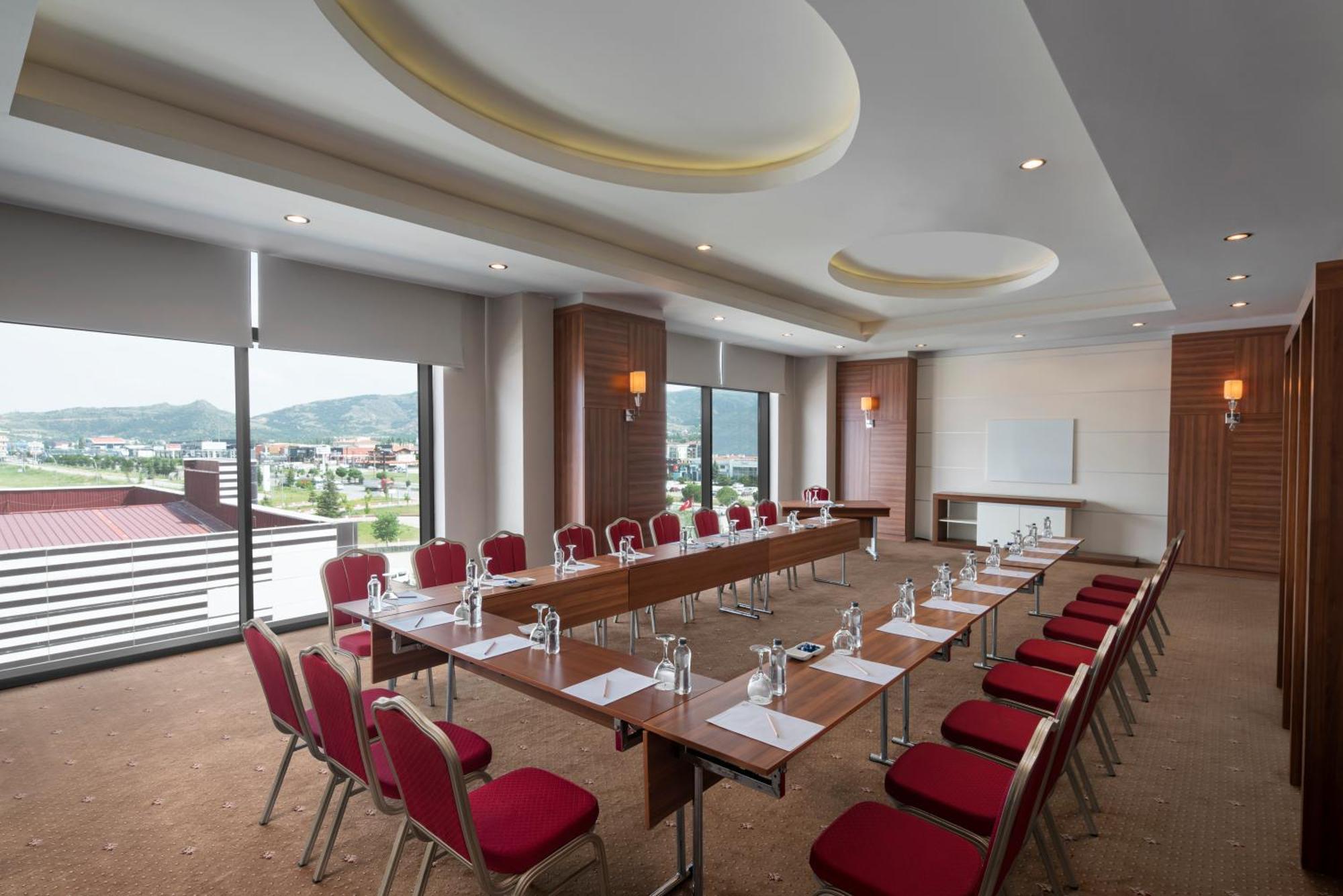 Ng Afyon Wellness & Convention Ξενοδοχείο Αφιόν Εξωτερικό φωτογραφία